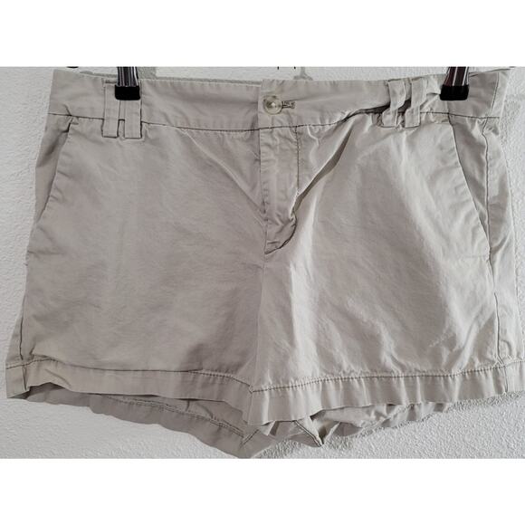 Ann Taylor Loft Beige Mid Rise Chino Shorts 6 Lightweight 100% Cotton Soft - Picture 1 of 5